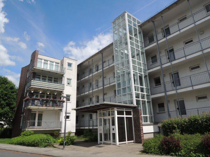 Individuelle 2-Zimmer-Wohnung mit Balkon, 28237 Bremen