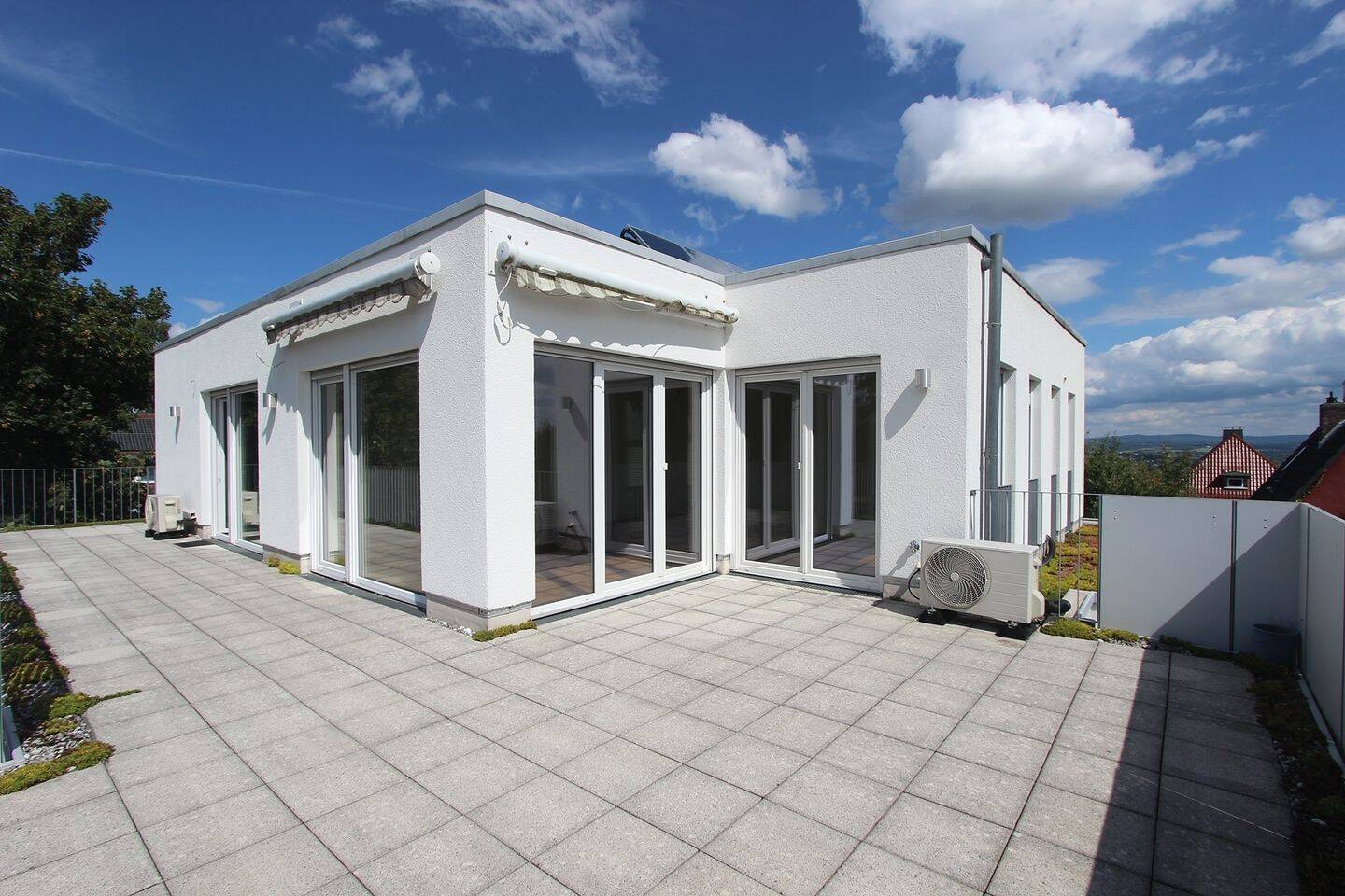 Barrierearme Penthouse-Wohnung mit großer Dachterrasse und Panoramablick in Kassel-Harleshausen, 34128 Kassel (Harleshausen Jungfernkopf Kirchditmold)