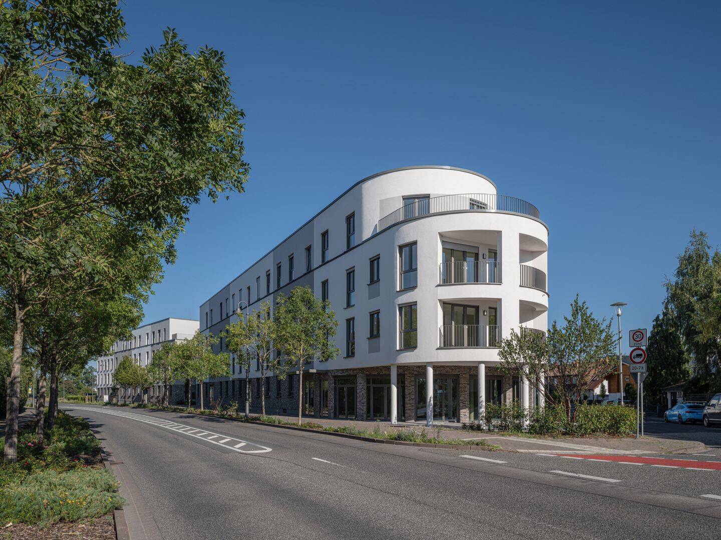 NEUBAU ohne Warten – großzügig wohnen + schlafen mit 3 Zimmern, 87 m² Wohnfläche, 2 Bäder und Balkon, 63477 Maintal