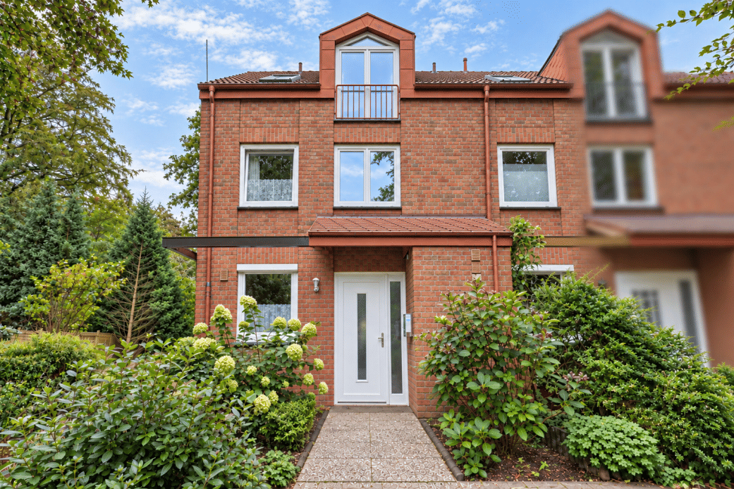 Großzügiges Reihenendhaus mit Garage in schöner Lage von Bremen-Schönebeck, 28757 Bremen (Aumund-Hammersbeck Fähr-Lobbendorf Schönebeck Sankt Magnus Vegesack)