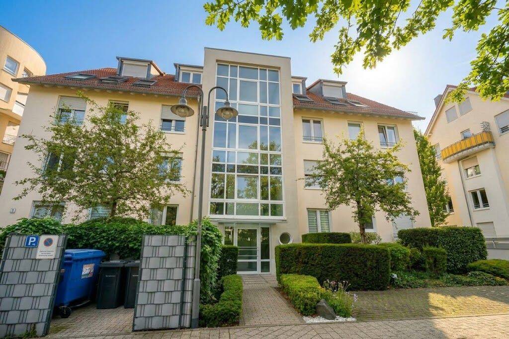 Oberursel: Sonnenverwöhnte 3-Zimmer-Wohnung in ruhiger Stadtlage!, 61440 Oberursel (Taunus)