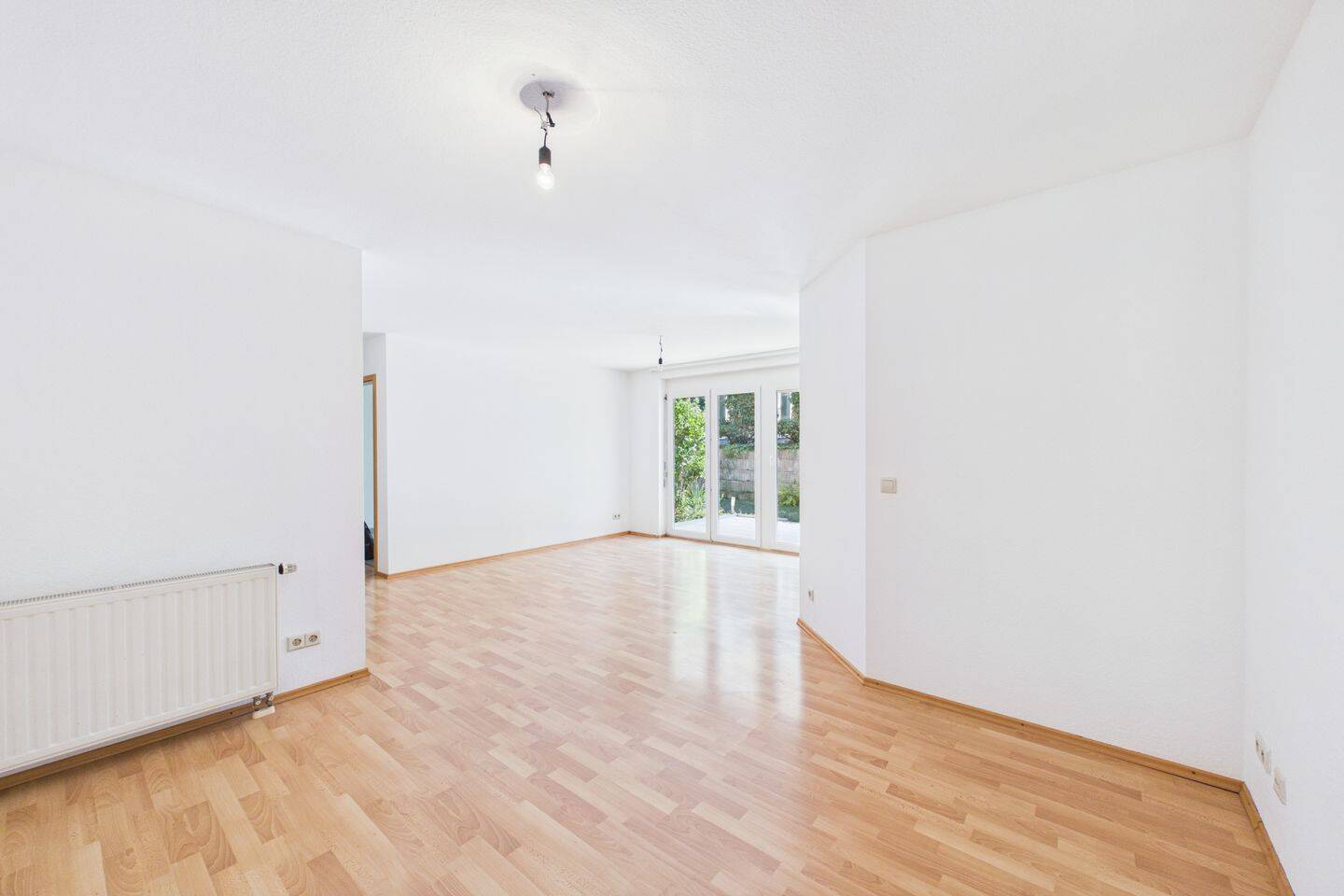 Gepflegte 2-Zimmer-Erdgeschosswohnung mit Süd-West-Terrasse in Mannheim-Käfertal, 68309 Mannheim (Käfertal Vogelstang)