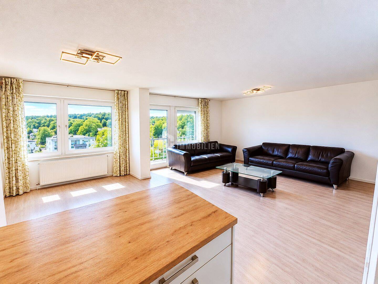 Helle 3-Zimmer Wohnung im Schwalbach am Taunus, 65824 Schwalbach am Taunus