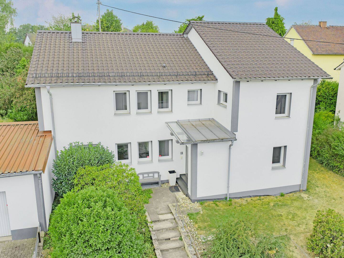 Großzügiges Einfamilienhaus mit Garten, Galerieebenen und Sauna – vielseitiges Wohnen in Schrobenhausen, 86529 Schrobenhausen