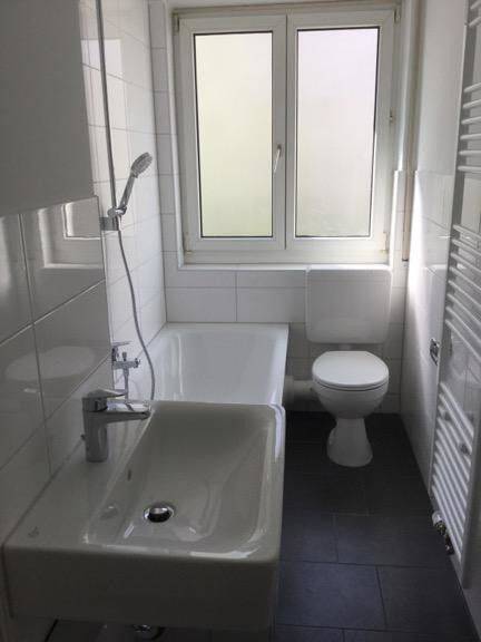 Singles aufgepasst: günstige 2-Zimmer-Wohnung, 70372 Stuttgart (Bad Cannstatt)