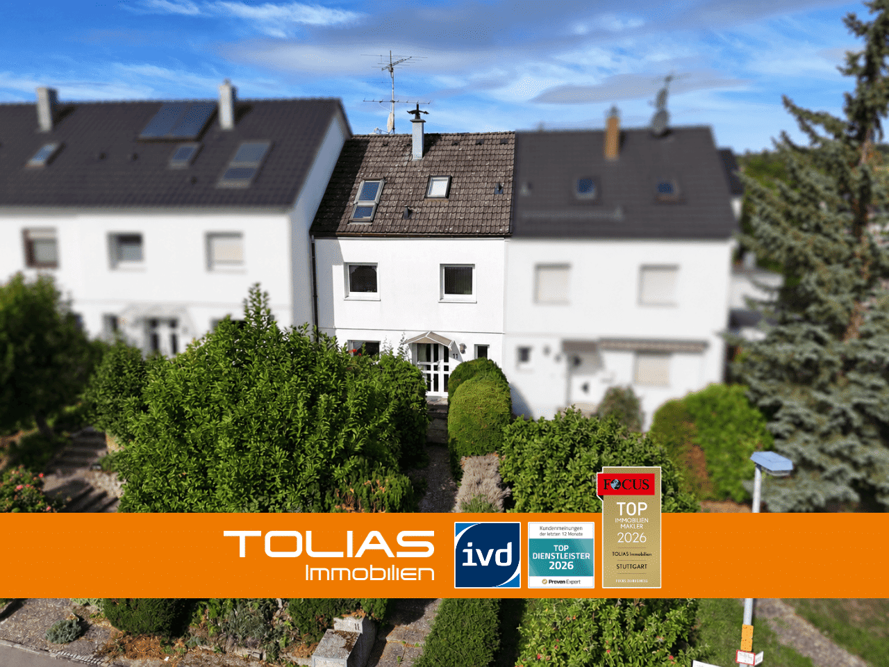 Ein Platz zum Wurzeln schlagen: Reihenmittelhaus mit Sonnenterrasse und ausgebautem Dachgeschoss, 71083 Herrenberg