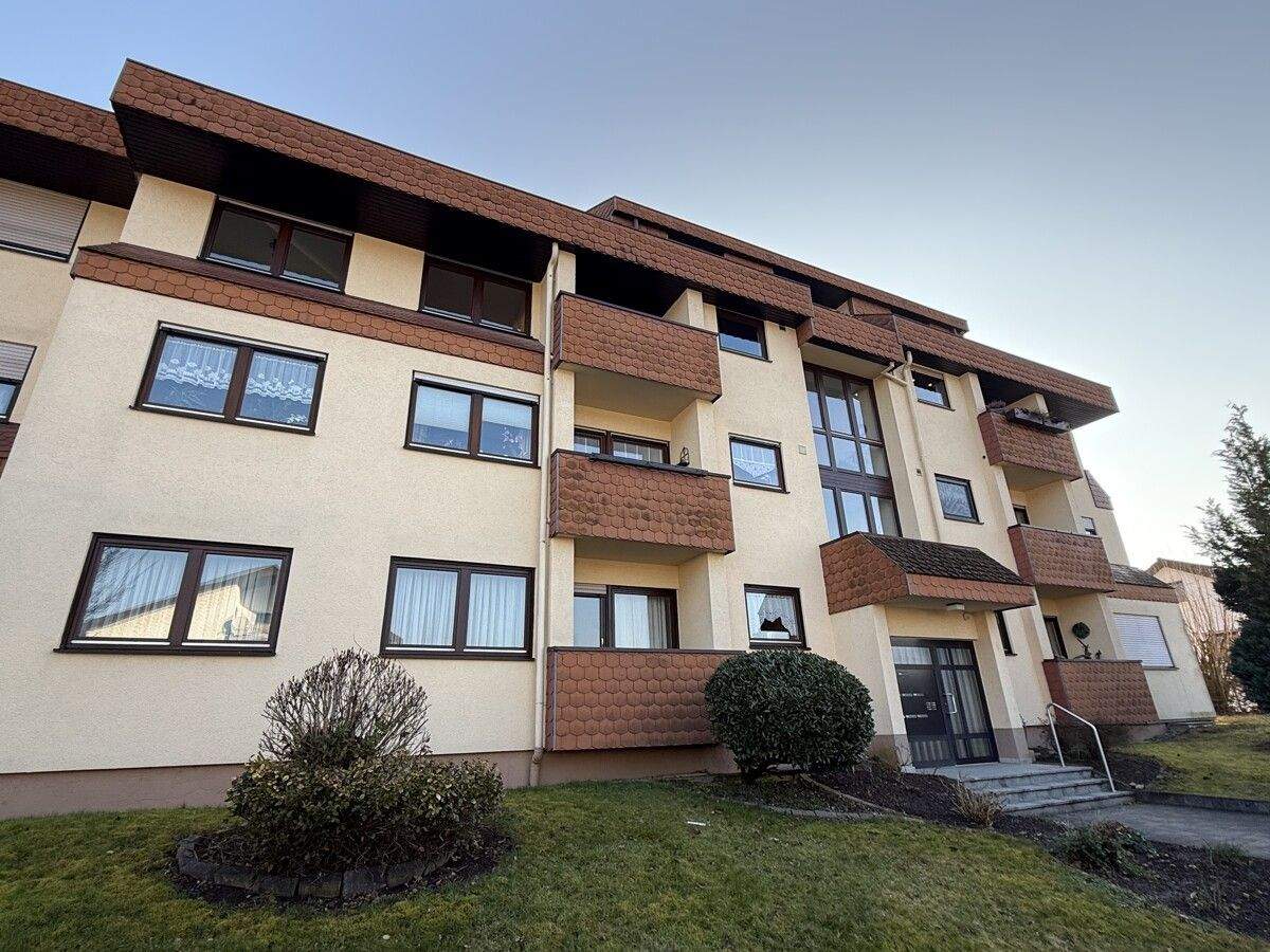 3,5-ZIMMERWOHNUNG MIT TIEFGARAGENSTELLPLATZ, 74831 Gundelsheim