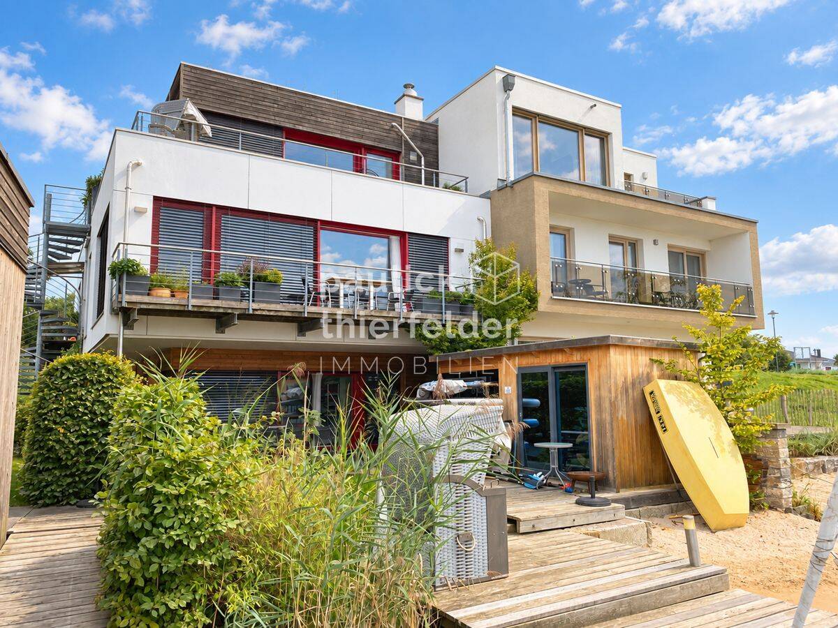 Wasserlage am Hainer See – Luxuriöses Einfamilienhaus mit Einliegerwohnung, 4575 Neukieritzsch