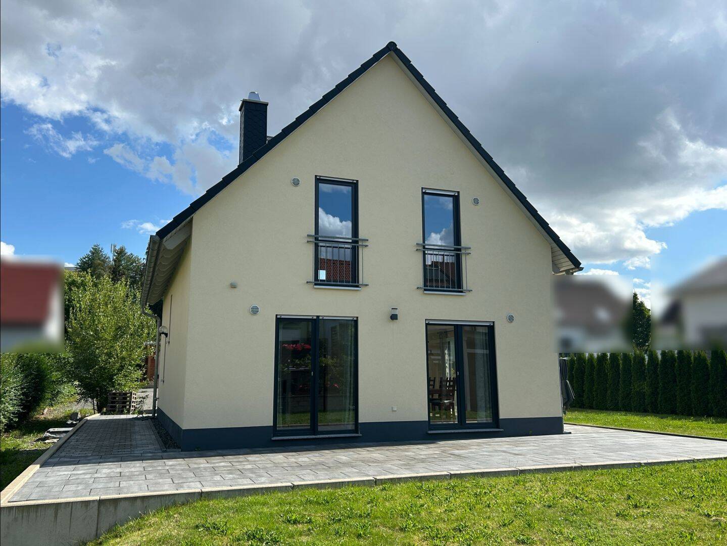 Neubau ca. aus dem Jahr 2019 – gepflegtes Einfamilienhaus in Freiberger Innenstadtlage, 9599 Freiberg
