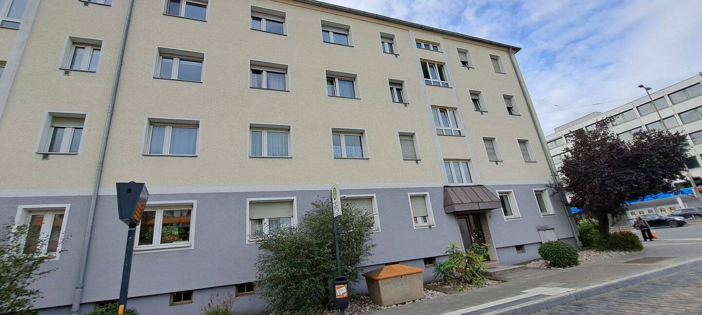 Sanierte 2-Zimmer-Wohnung im Erdgeschoss im Nürnberger Norden!, 90408 Nürnberg (Großreuth h. d. Veste Gärten h. d. Veste Maxfeld Nordbahnhof Sankt Johannis)