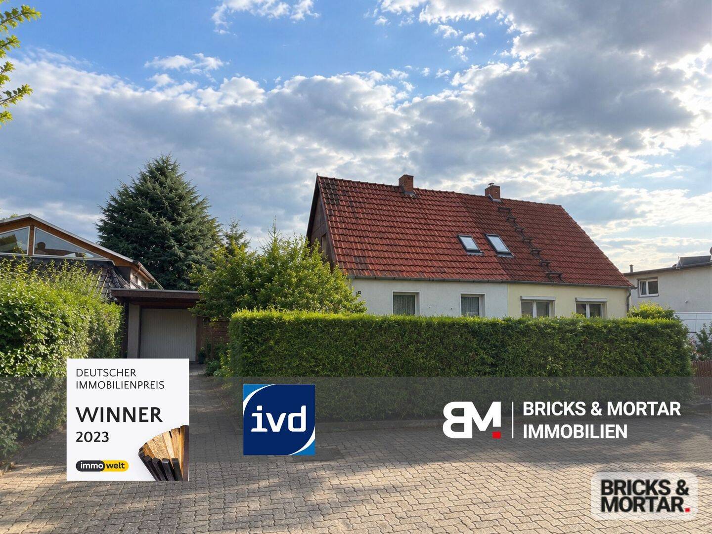 Viel Platz für Ihre Wohnideen: Doppelhaushälfte mit großem Grundstück und Garage, 6132 Halle (Saale) (Ammendorf-Beesen Planena Radewell-Osendorf Silberhöhe)