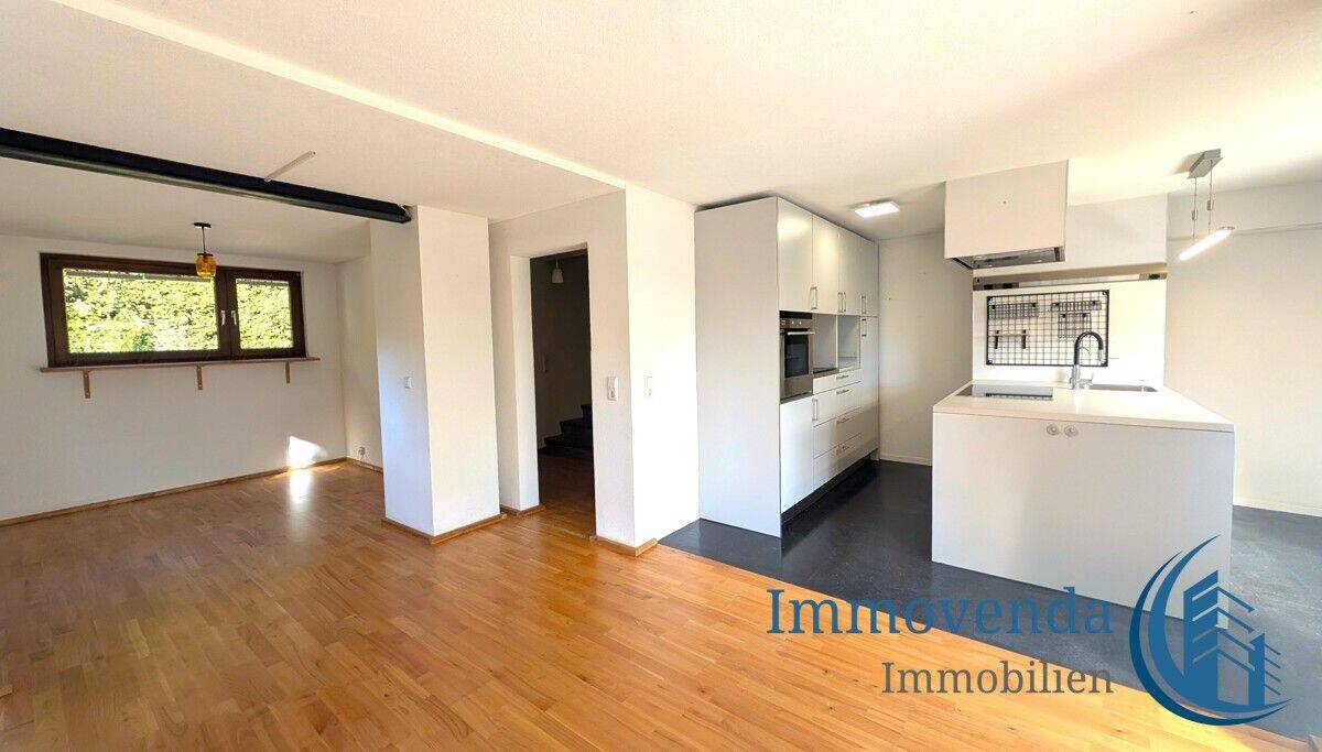 Raumwunder- Familiendomizil Oberkochen mit Ausbaupotential!, 73447 Oberkochen