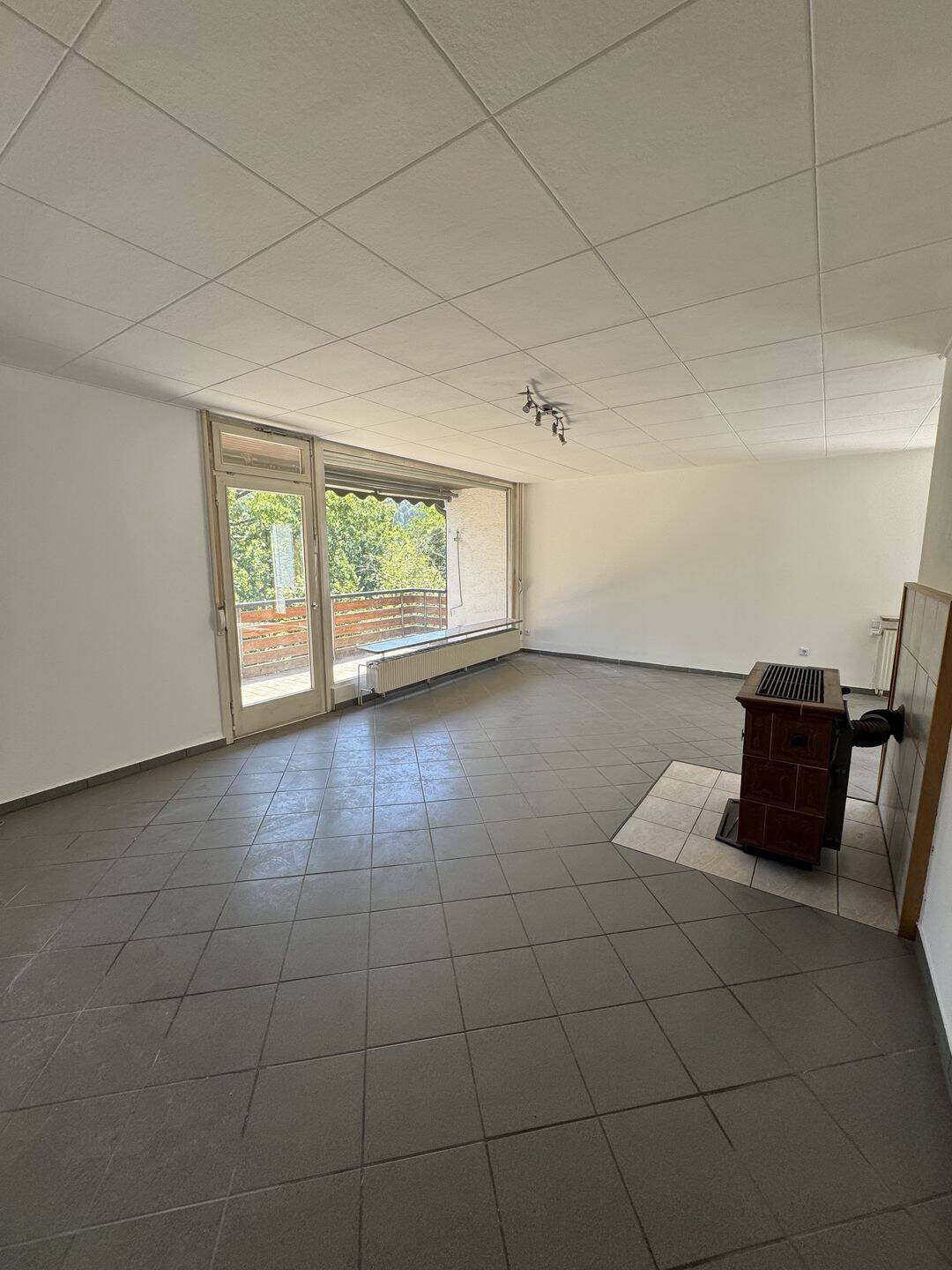 Attraktives, vermietetes Einfamilienhaus mit Einliegerwohnung in begehrter grüner Lage, 72160 Horb am Neckar