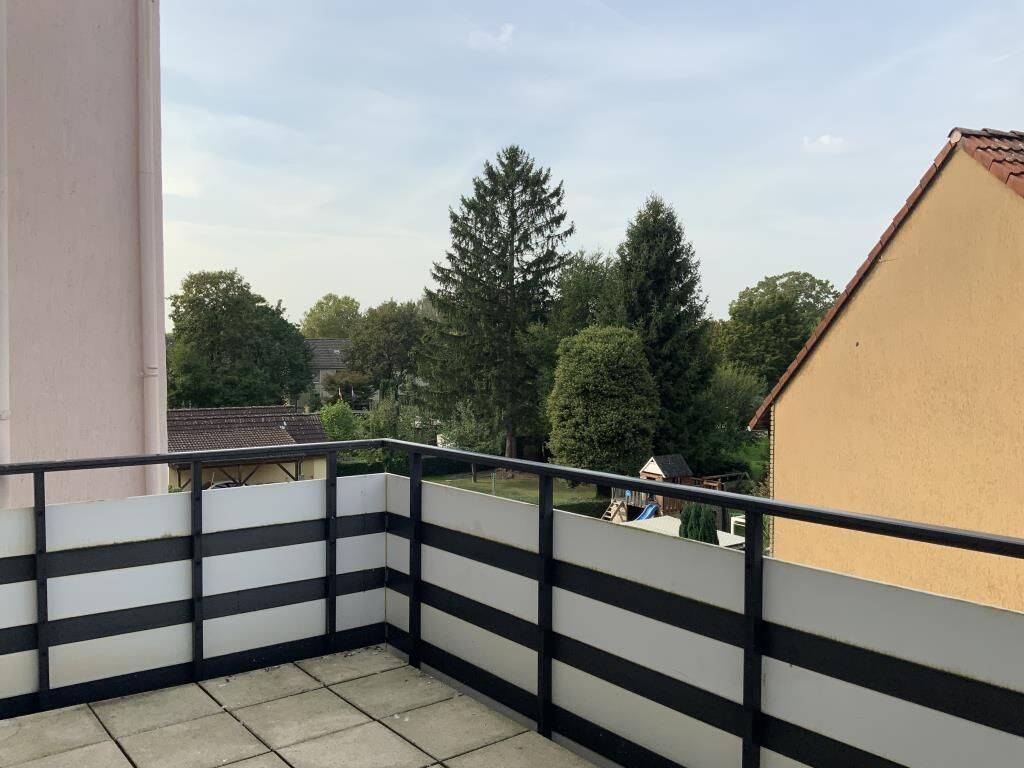 Charmante 3-Zimmer-Etagenwohnung in Gelsenkirchen Abwechslungsreiches Wohnen auf 70 m², 45889 Gelsenkirchen (Bismarck)