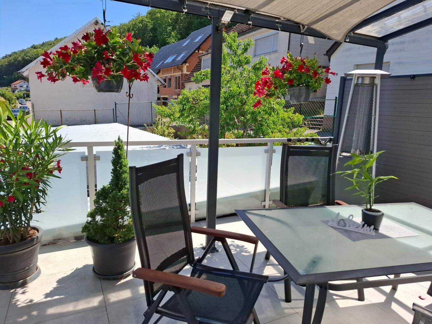 Große Dachterrasse, Schwedenofen, Balkonkraftwerk, umfangreich modernisiert und werthaltig gemacht!, 89551 Königsbronn