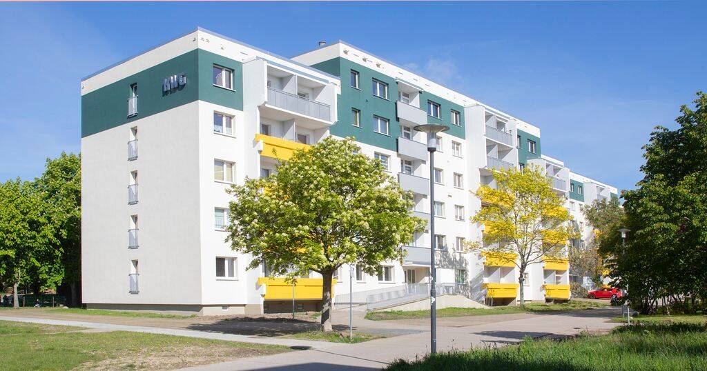 2-Raum-Wohnung mit Dusche und Balkon!, 6132 Halle (Saale) (Ammendorf-Beesen Planena Radewell-Osendorf Silberhöhe)