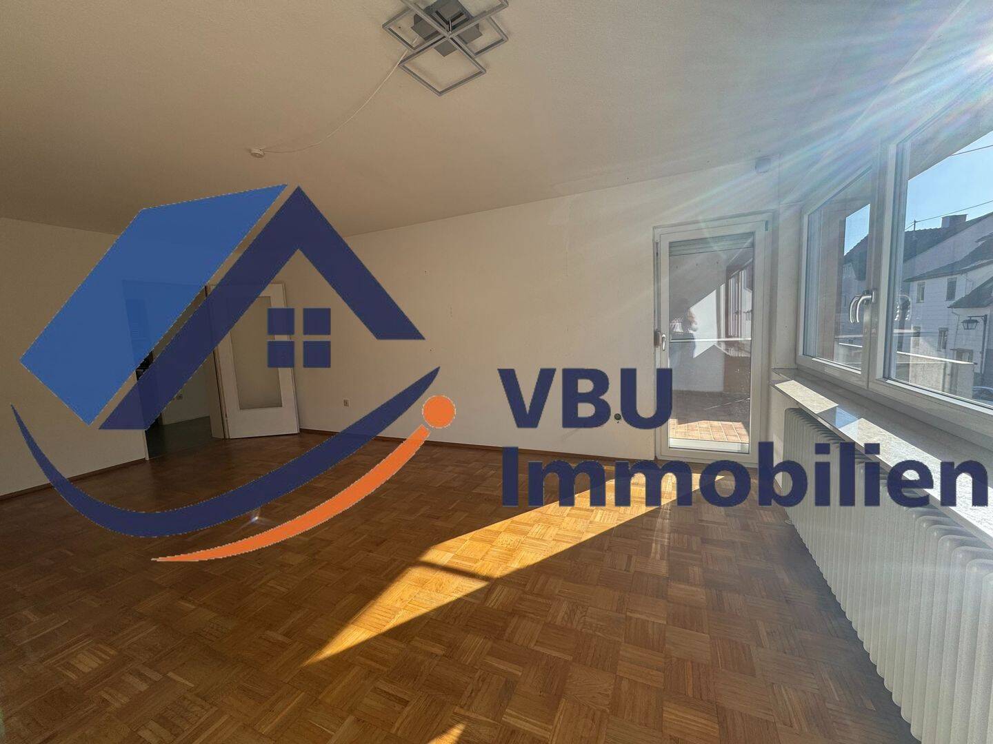 VBU Immobilien – Helle 3-Zimmer-Wohnung mit Balkon – zentral gelegen in Schwaigern, 74193 Schwaigern