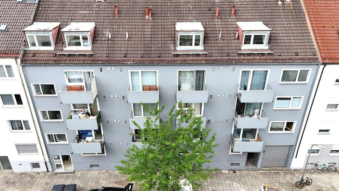 Gemütliches DG-Appartement am Olympiapark, 80809 München (Milbertshofen-Am Hart Neuhausen-Nymphenburg Schwabing-West)