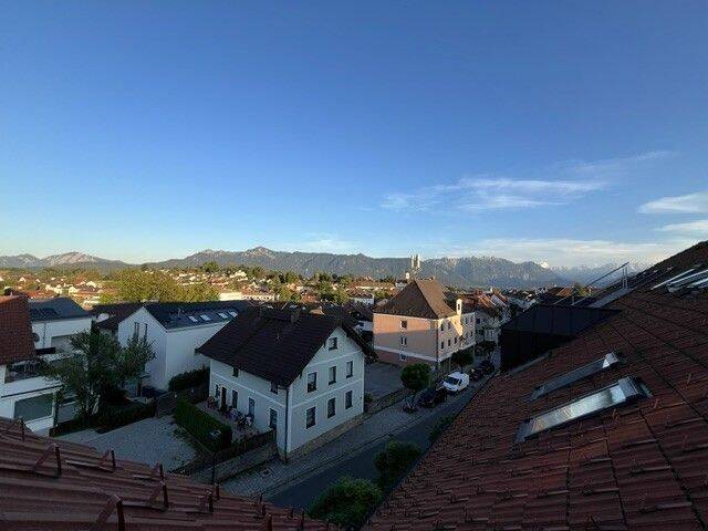 Über den Dächern von Murnau – Schöne und zentral gelegene Maisonette-Wohnung, 82418 Murnau a. Staffelsee (Murnau)