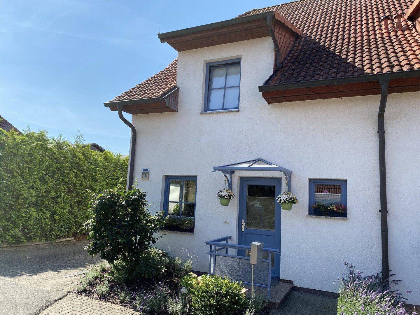 Ruhiges Wohnen am See: Schönes Reihenendhaus in 17111 Sommersdorf mit Garten, 17111 Sommersdorf