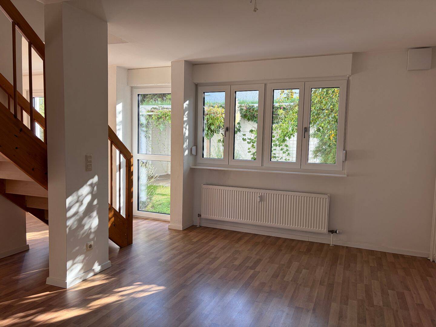 Anmietung nur mit Wohnberechtigungsschein möglich! Reihenhaus mit kleinem Garten ideal für Familien, 90552 Röthenbach a.d. Pegnitz