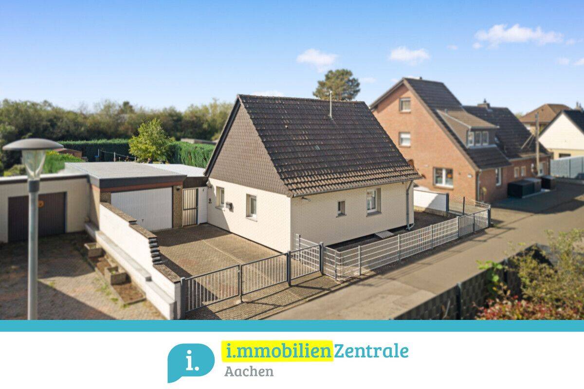 Familienidylle in Merkstein – Charmantes Einfamilienhaus mit großem Garten und zwei Garagen, 52134 Herzogenrath