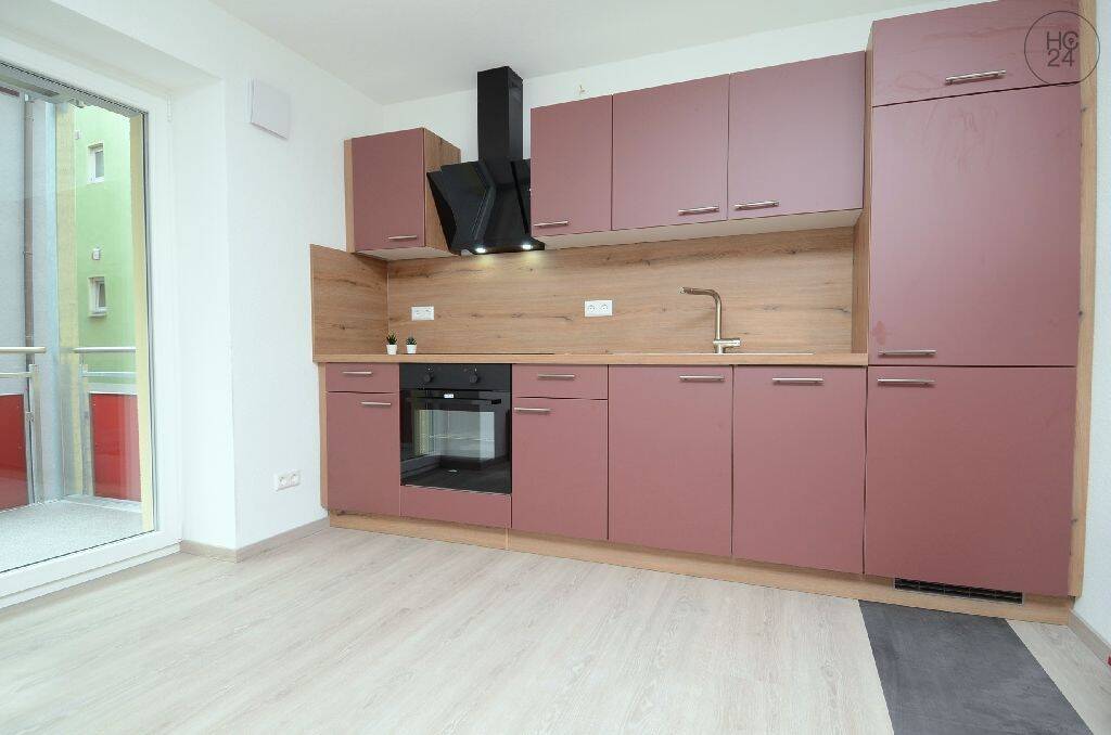 Moderne, möblierte 2 Zimmerwohnung in sehr zentraler Lage von Ulm, 89077 Ulm (Söflingen Weststadt)