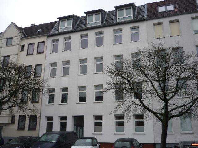 Maisonettewohnung mit Kamin, 24143 Kiel (Gaarden-Ost Gaarden-Süd)