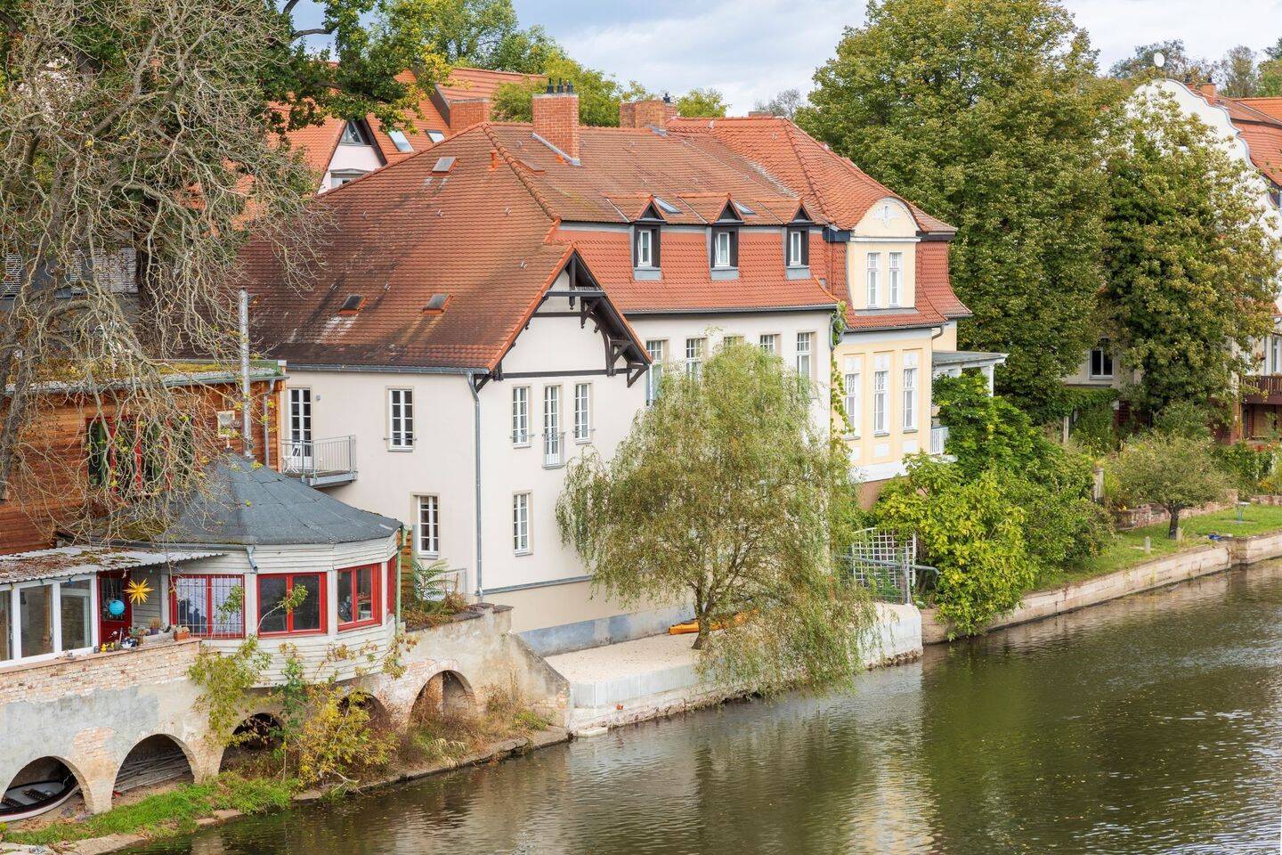 VIERZIMMERWOHNUNG ***AM UFER DER SAALE, 6120 Halle (Saale) (Dölau Heide Nord Heide Süd Kröllwitz Lettin)