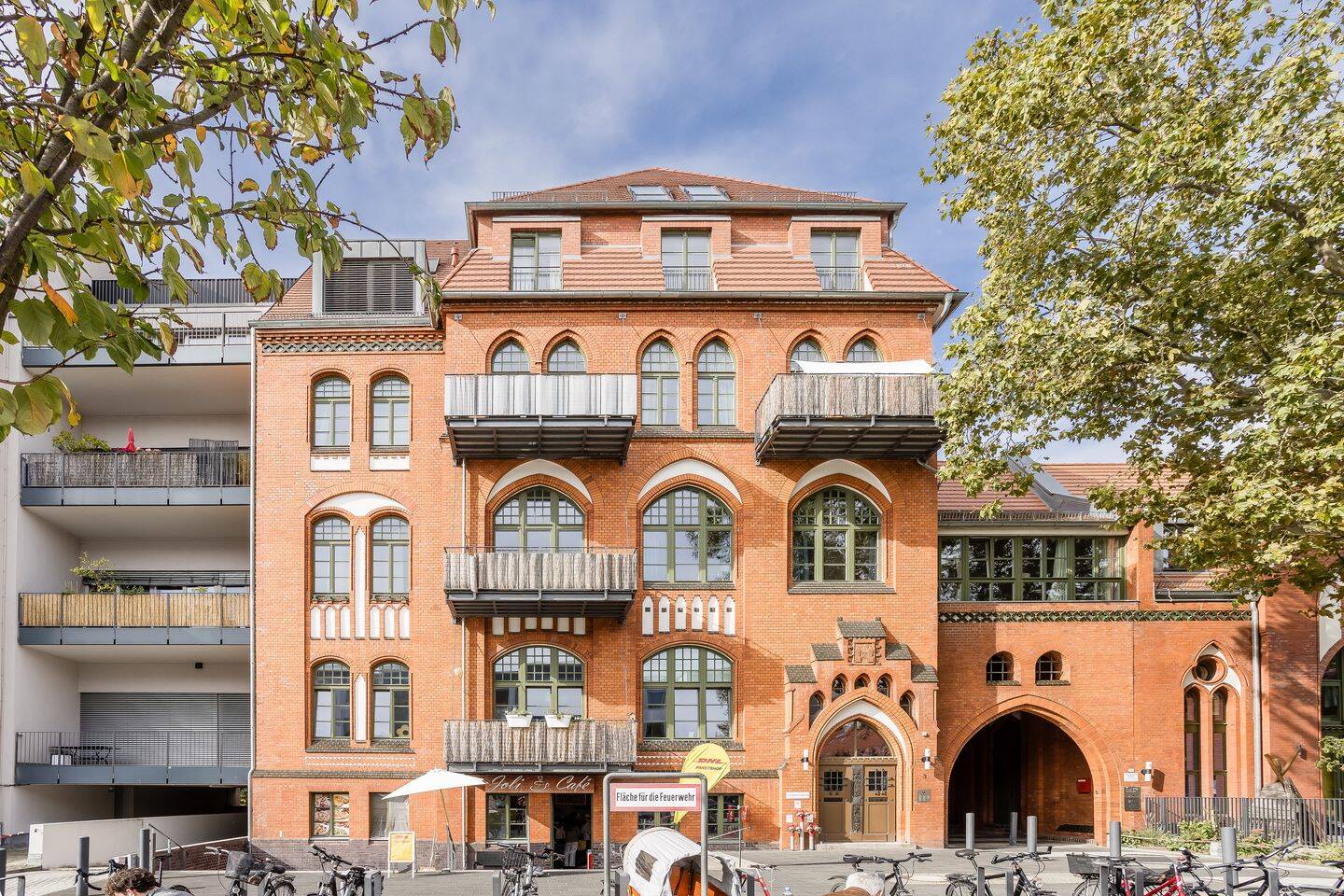 Barrierefreie 3-Raum-Wohnung mit 2 Bädern in saniertem Altbaukomplex am Schlosspark Charlottenburg, 14059 Berlin (Charlottenburg-Wilmersdorf Charlottenburg Westend)