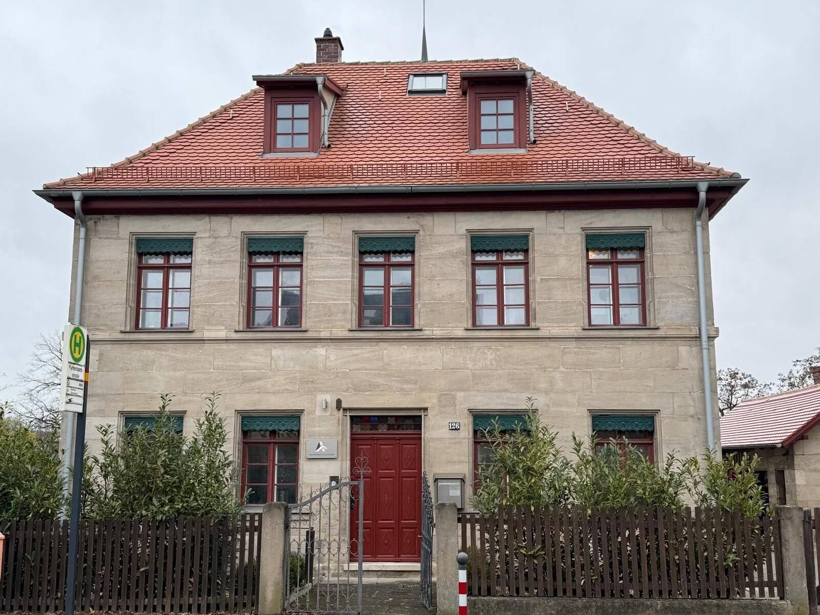 Schöne Galeriewohnung in zentraler Lage zu vermieten, 90453 Nürnberg