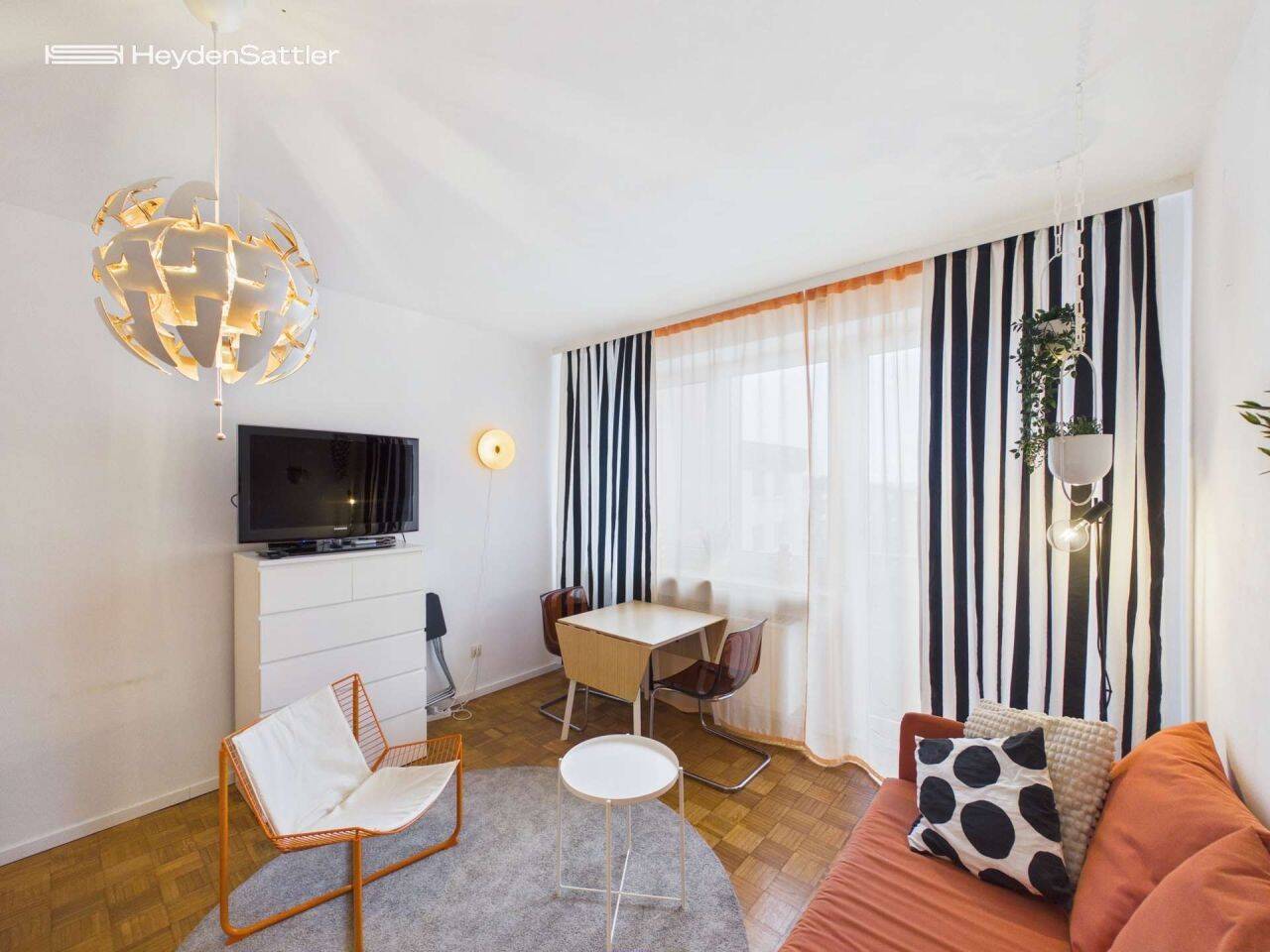 Urban wohnen. Zentral leben. Sofort einziehen. 1-Zimmer-Wohnung in Innenstadtlage, 86152 Augsburg (Innenstadt)