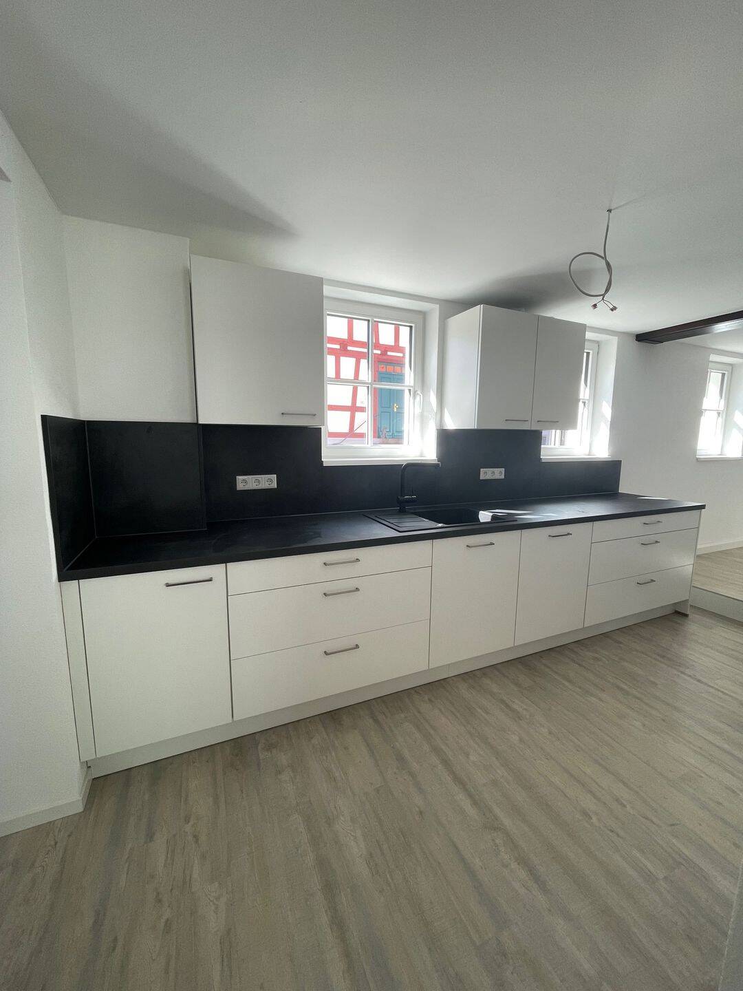 6 Zimmer-Wohnung in Fachwerkhaus – frisch saniert, 90616 Neuhof a.d. Zenn (Neuhof)