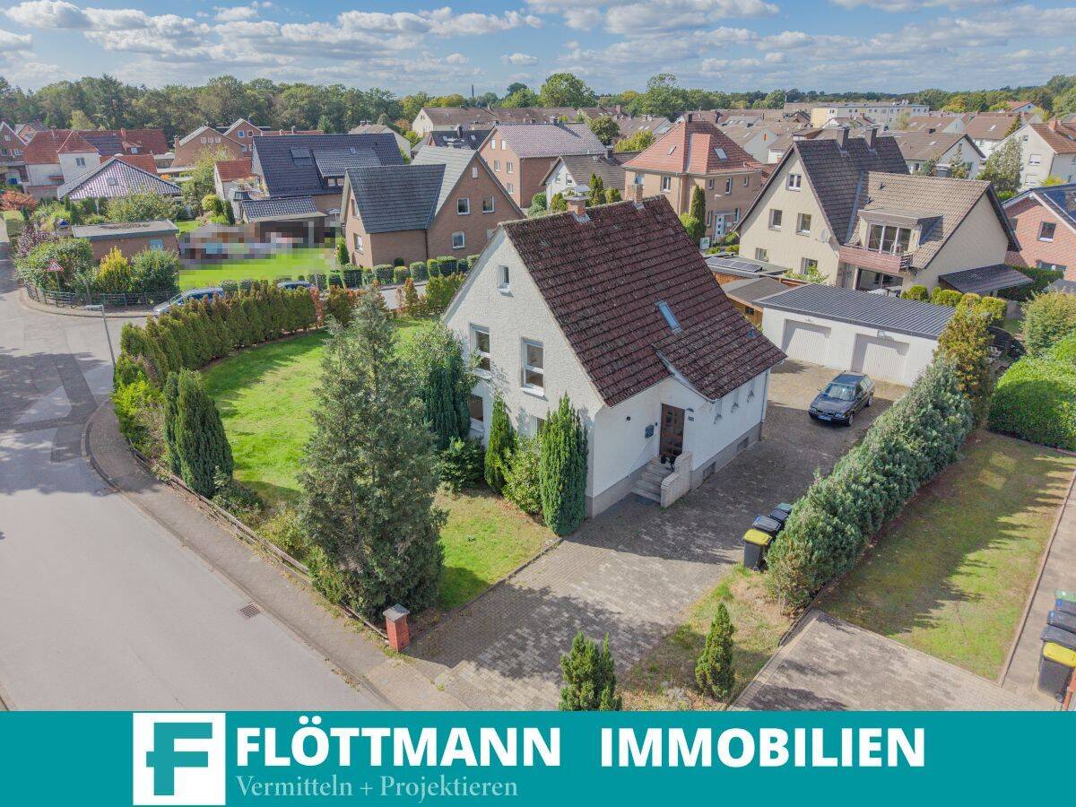 Einfamilienhaus mit Doppelgarage, großem Garten und Gestaltungsspielraum in Bielefeld-Ummeln!, 33649 Bielefeld (Brackwede Holtkamp Quelle Ummeln)