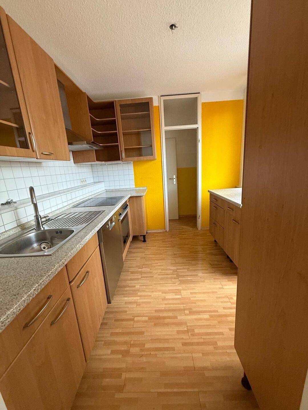Großzügige, gut geschnittene 4 ZKB-Wohnung-WE zu vermieten…, 67069 Ludwigshafen am Rhein (Edigheim Oppau Pfingstweide)