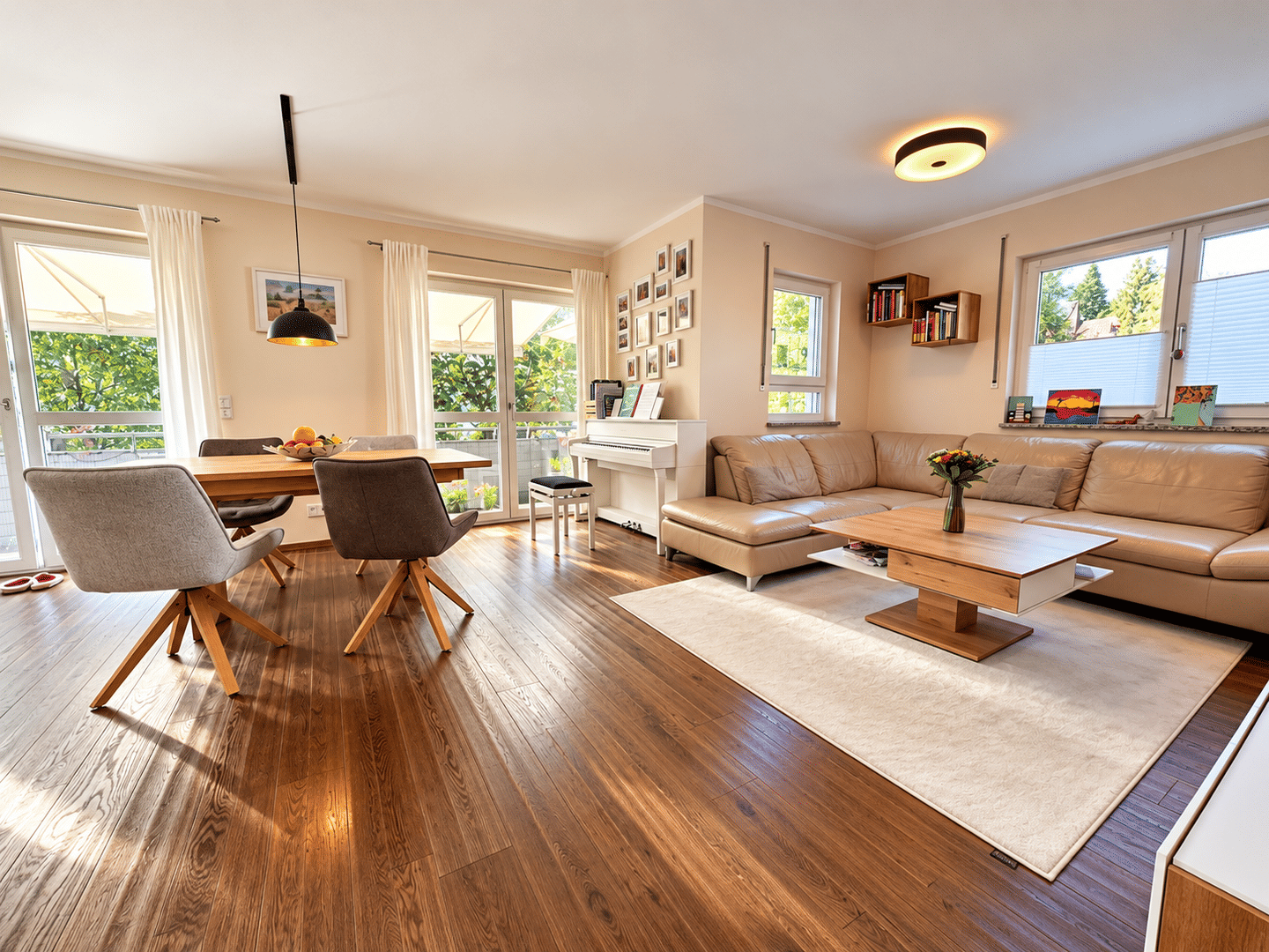 Provisionsfrei – Ruhige und helle 4-Zimmer-Wohnung am Pasinger Stadtpark, 81243 München (Aubing-Lochhausen-Langwied Pasing-Obermenzing)