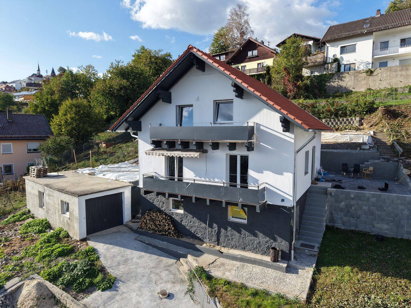 Teilmodernisiertes Einfamilienhaus mit Garage, 94538 Fürstenstein
