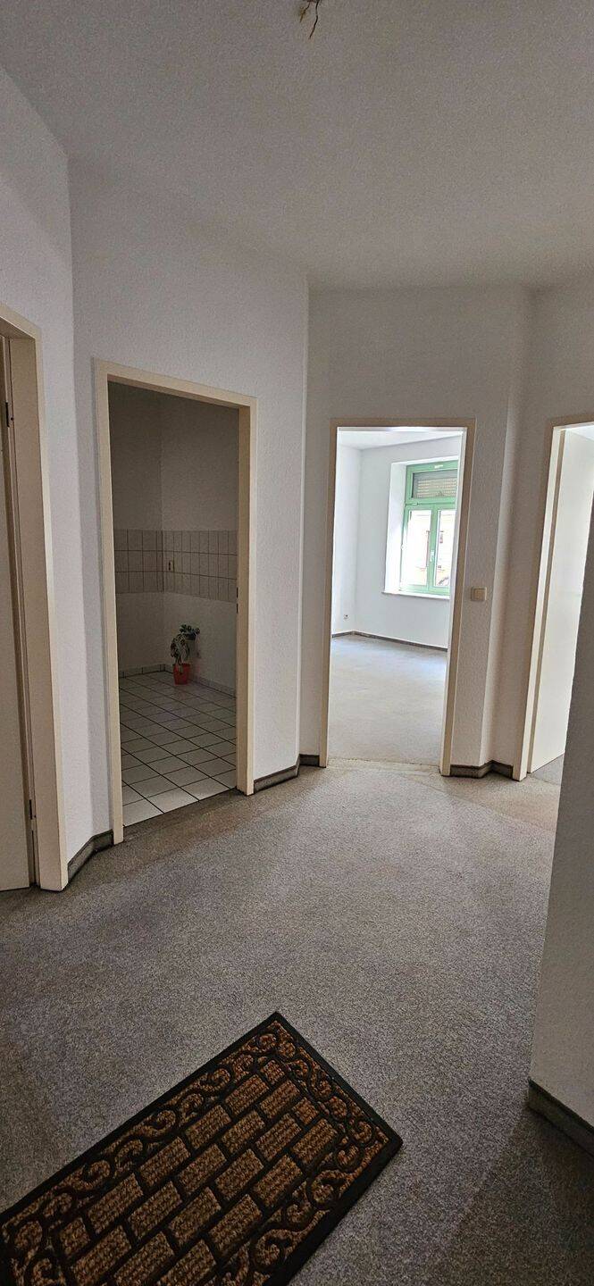 Erdgeschoss-Wohnung mit Balkon in Gera Untermhaus, 7548 Gera