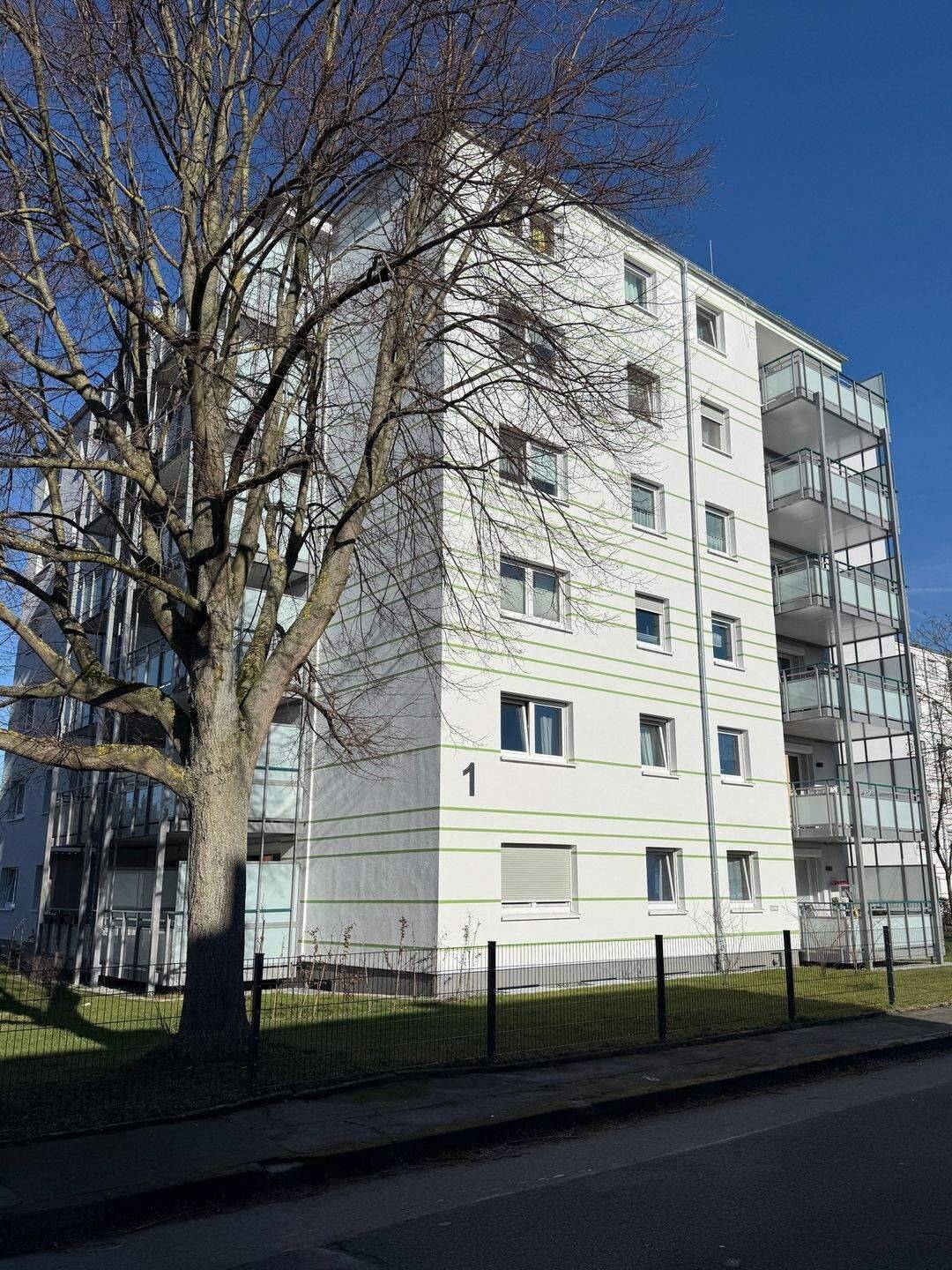 Schöne 3-Zimmer-Wohnung mit großem Balkon in energetisch modernisiertem Haus, 59494 Soest