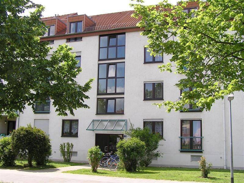 modernisierte 2-Zimmer mit Balkon in Durlach-Aue (nur mit WOHNBRECHTIGUNGSSCHEIN), 76227 Karlsruhe (Durlach Hohenwettersbach Stupferich)