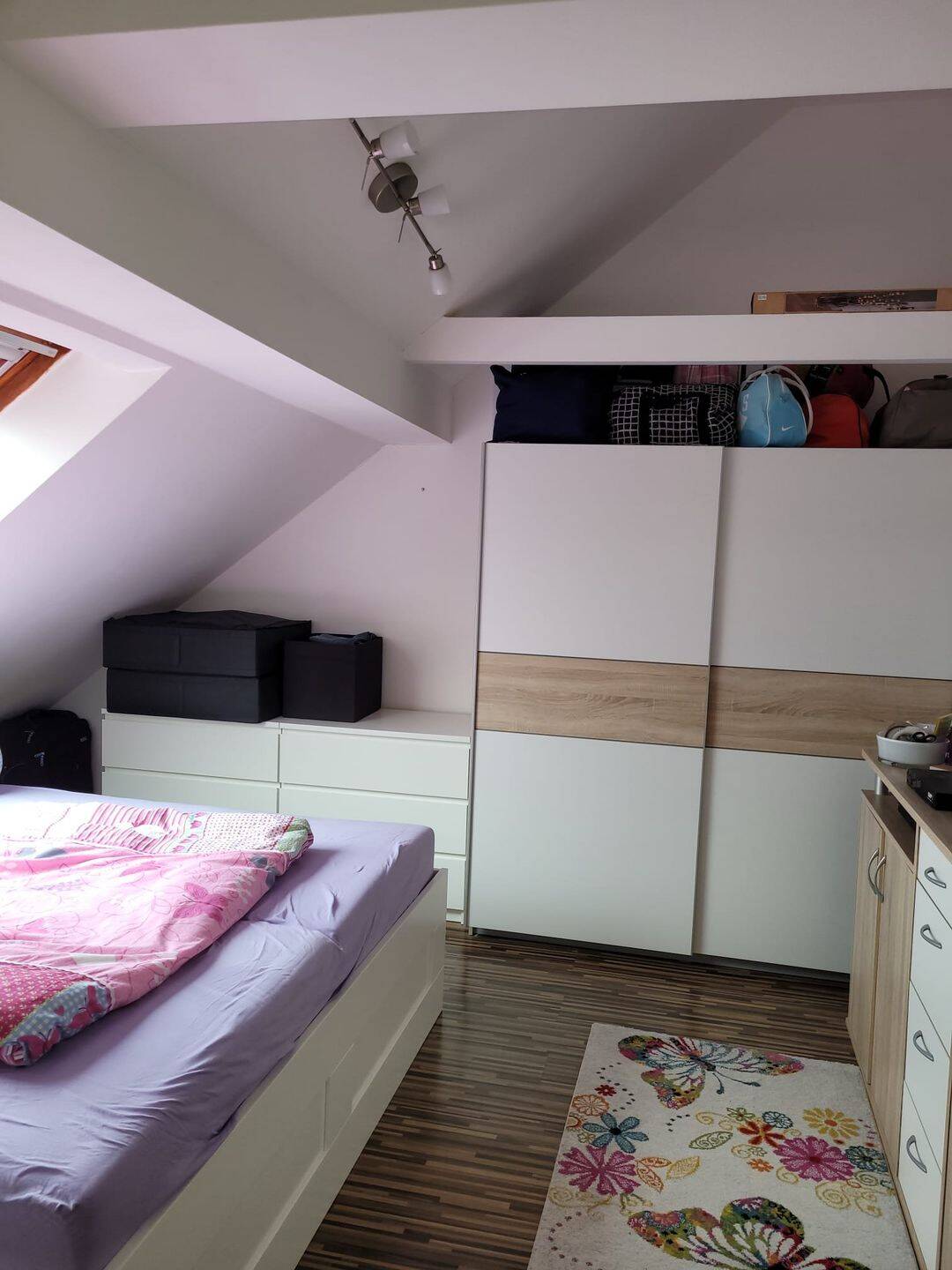 94qm 3 Zimmer, komplettes Dachgeschoss, 4315 Leipzig (Neustadt-Neuschönefeld Sellerhausen-Stünz Volkmarsdorf)
