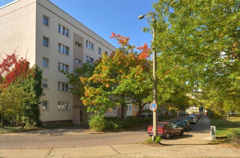 ab 15.09.2026! – 3Zi / Kü + Bad mit Fenster / kautionsfrei / Besichtigungen möglich, 6128 Halle (Saale) (Böllberg-Wörmlitz Gesundbrunnen Innenstadt Silberhöhe Südstadt)