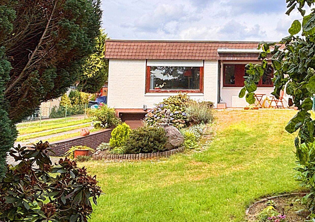 Doppelhausbungalow im Waldgut Hagen, 22926 Ahrensburg