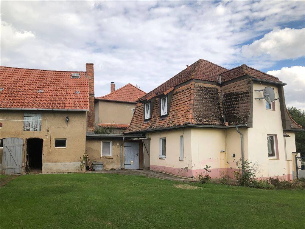 Charmantes Einfamilienhaus mit viel Platz und Potenzial in Teutleben, 99628 Buttstädt (Eßleben)
