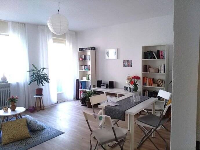 Zentrale 2-Zimmer-Wohnung in Nürnberg Wöhrd nur ca. 400 Meter vom See entfernt, 90489 Nürnberg (Gärten bei Wöhrd Rennweg Veilhof Wöhrd)