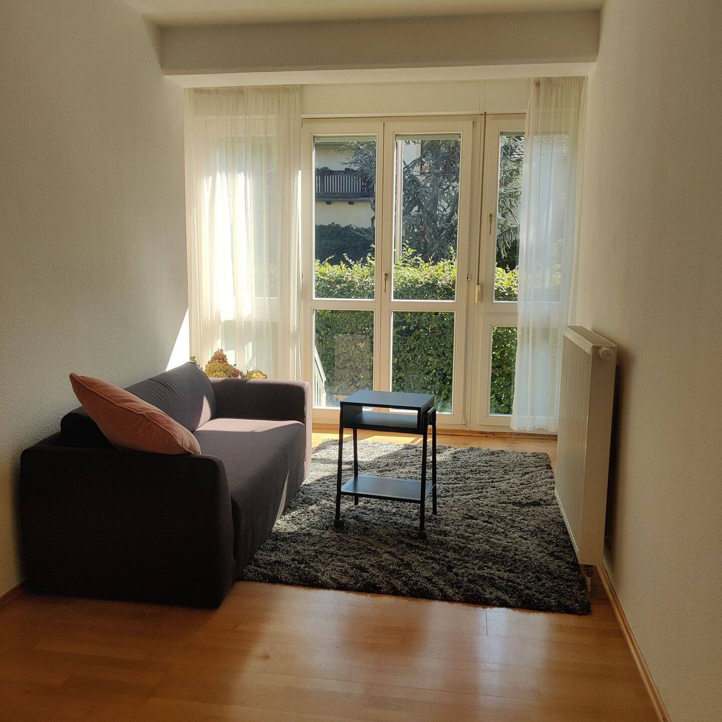 3 3 Raumwohnung mit Balkon, Gartenausgang+Garage, 1445 Radebeul