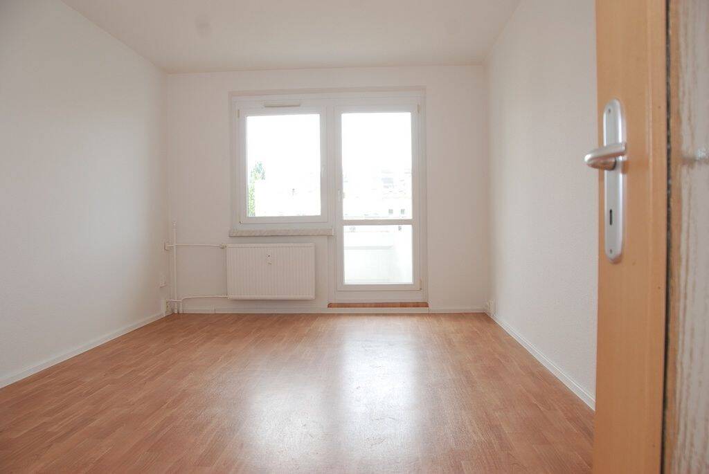 Balkonwohnung zum Sofortbezug, 9130 Chemnitz (Hilbersdorf Sonnenberg Yorckgebiet Zentrum)