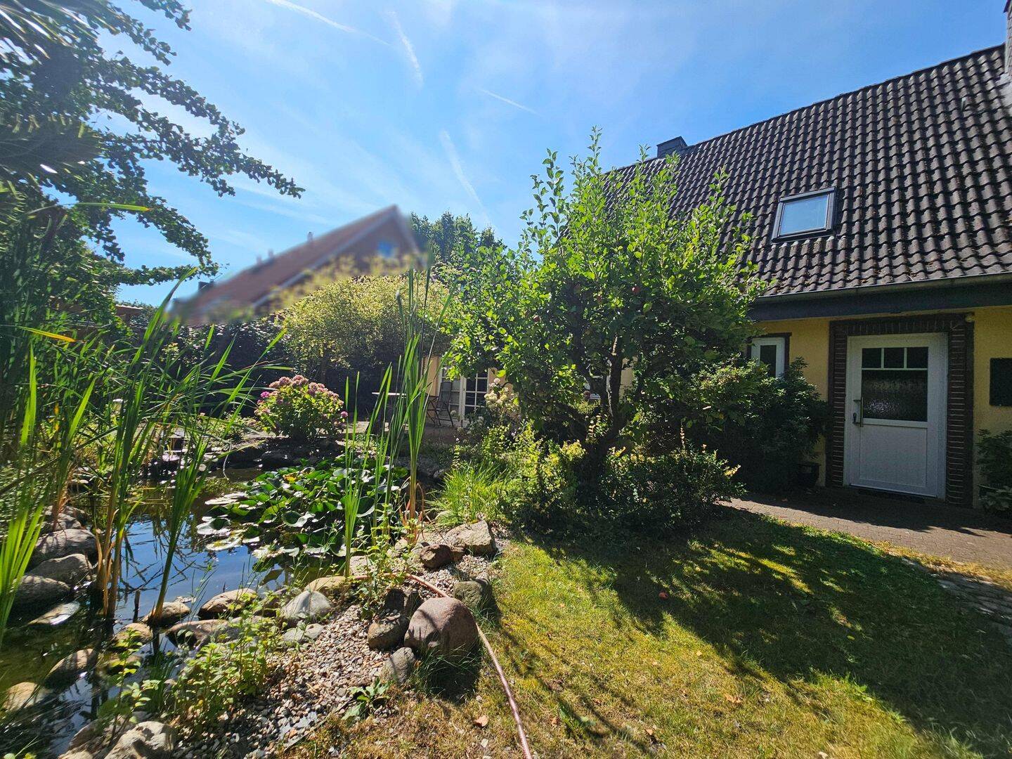 Vielseitiges Einfamilienhaus mit großzügigen Nebenflächen, 24768 Rendsburg