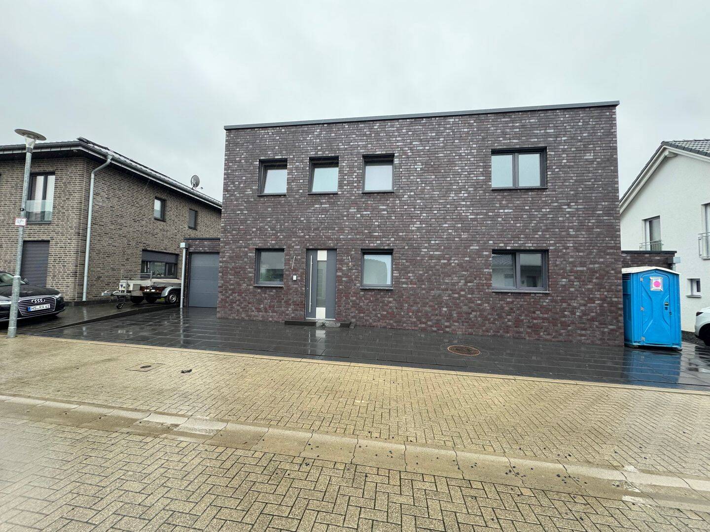 Moderne 4-Zimmer-Wohnung OG in Wassenberg-Birgelen, 41849 Wassenberg