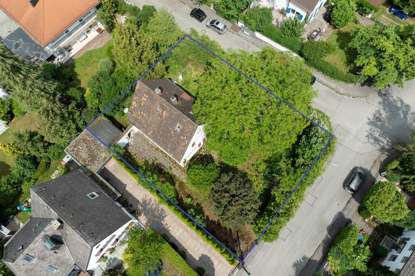 AIGNER – Bauen im Blumenviertel – Ihr Traumgrundstück im Herzen von Hadern, 81377 München (Hadern Sendling-Westpark)